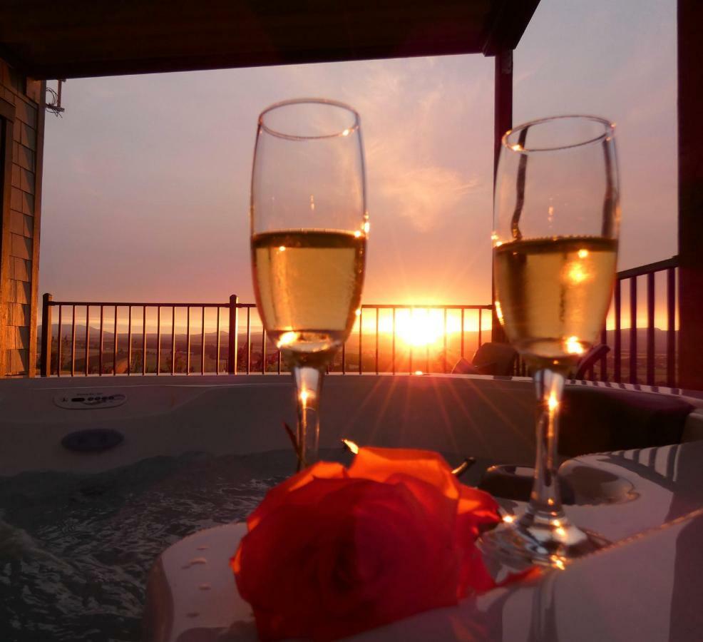Bella Collina Bed And Breakfast Amity 외부 사진